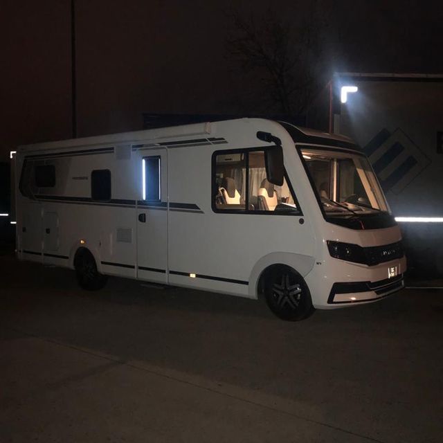 Röhnelt Caravan in Hamburg Mobilheime Service Transport 06